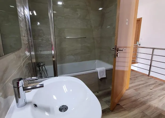 Machado Chaves * Vila Nova de Veiga