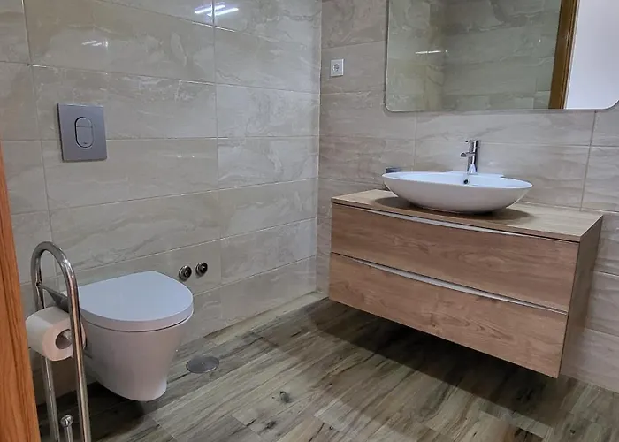 Machado Chaves * Vila Nova de Veiga